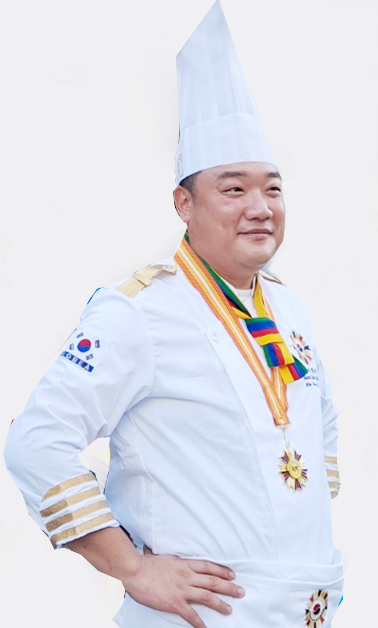 김건우