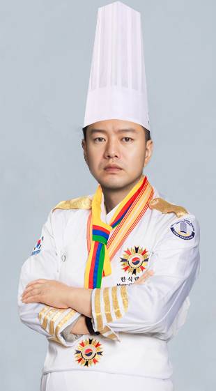 김동일
