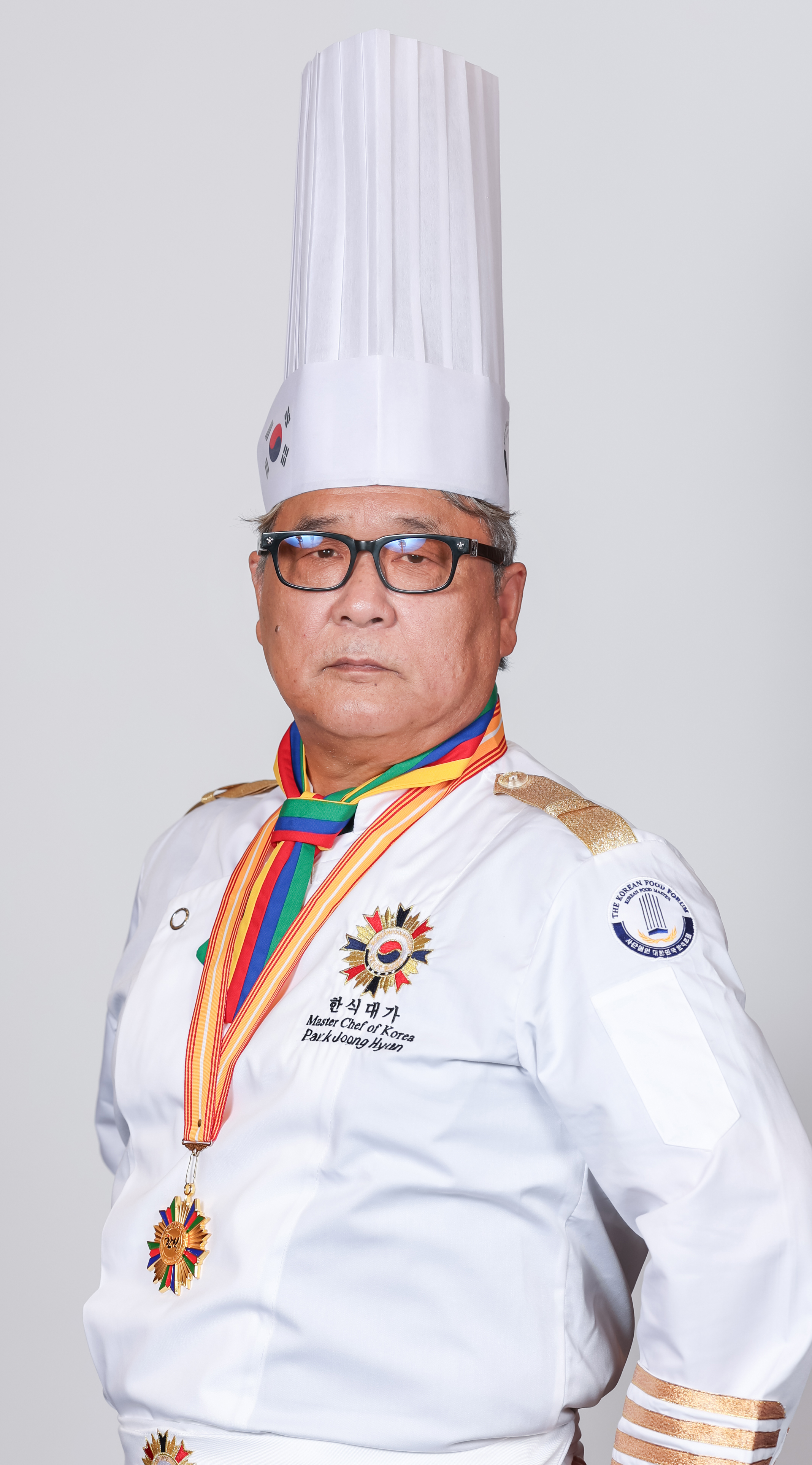 박중현