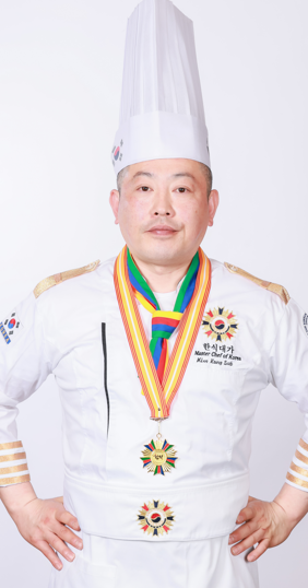 김강섭