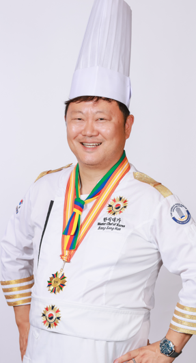 방성훈